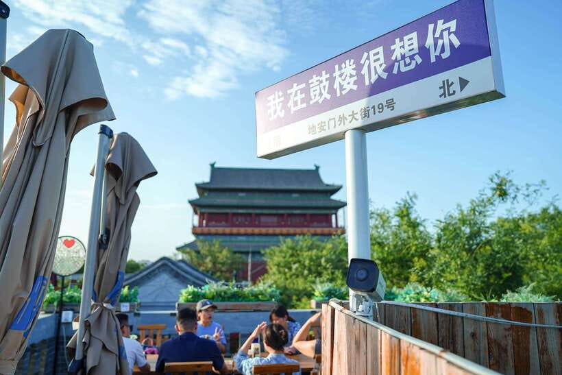Beijing: Hidden Gems Guided Food Tour with Beer and Tastings - Guide quality makes the evening easier