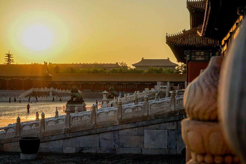 Beijing: Highlights of Forbidden City Private Walking Tour - A hutong option for a more local side of Beijing