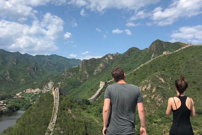 Beijing: Huanghuacheng Lakeside Great Wall Private Tour - Watchtowers, beacon towers, and the Ming-era setting