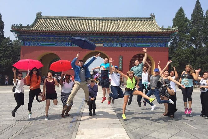 Beijing Hutong Breakfast & Coffee Tour - Huguosi Hutong: a second round of Beijing snacks