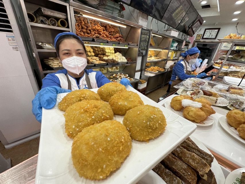 Beijing: Hutong Private Culinary Walking Tour - The bold side of Beijing cuisine
