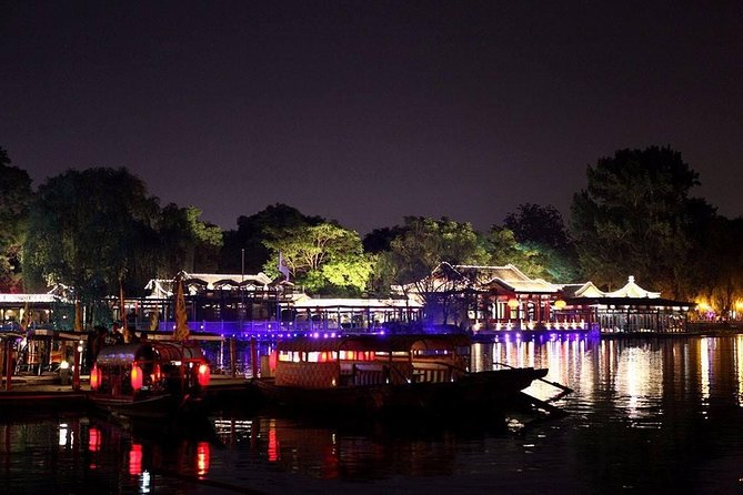 Beijing Imperial Dining Experience at Bai Jia Da Yuan Restaurant with Houhai Lake Bar Tour - Why Bai Jia Da Yuan makes dinner feel different