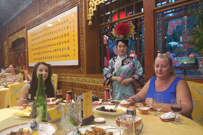 Beijing Imperial Dining Experience at Bai Jia Da Yuan Restaurant with Houhai Lake Bar Tour - The palace grounds deserve your attention