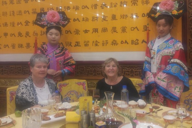 Beijing Imperial Dining Experience at Bai Jia Da Yuan Restaurant with Houhai Lake Bar Tour - What the $268 price really buys you