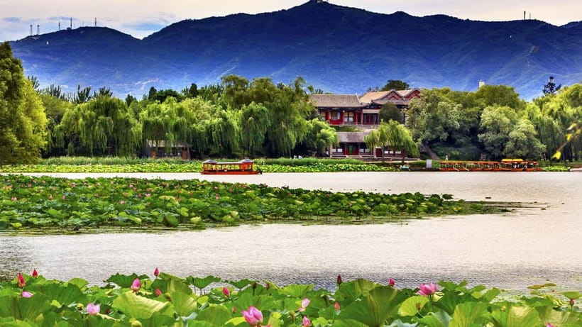 Beijing: Imperial Waterway Boat+Summer Palace SelfGuidedTour - The 28-minute royal route to the wharf