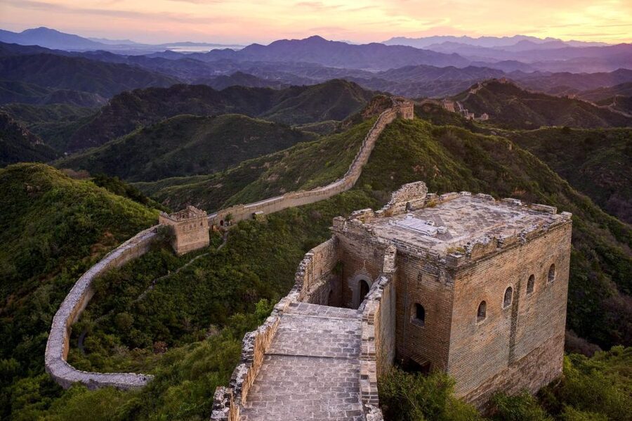 Beijing: Jinshanling and Simatai Wall&Gubei Watertown Tour - Simatai after dark, with Gubei below