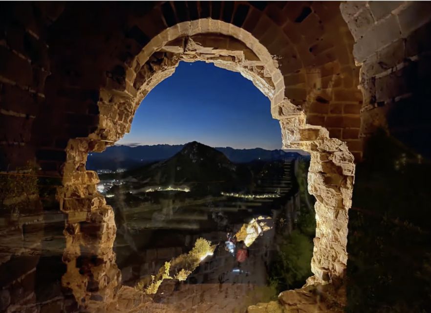 Beijing: Jinshanling and Simatai Wall&Gubei Watertown Tour - Jinshanling: the day’s best walk and photo stop
