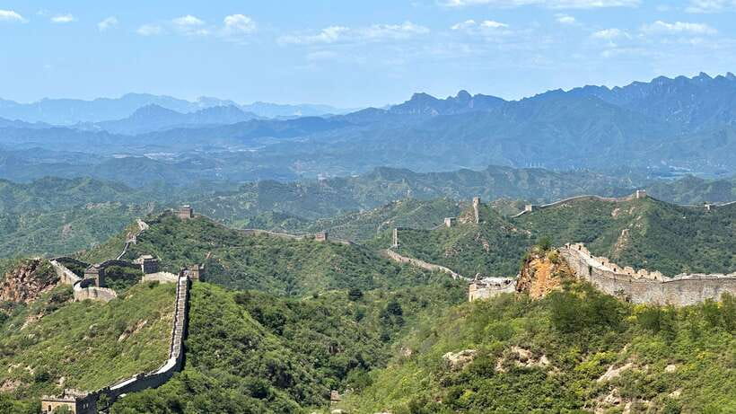 Beijing: Jinshanling Great Wall Private Tour with Options - Why Jinshanling is worth the long ride