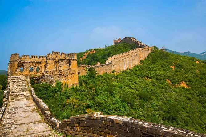Beijing Jinshanling Great Wall Tickets And Other Options - Reaching the wall by cable car