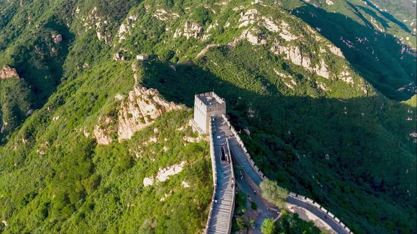 Beijing Juyongguan Great Wall Ticket And Options - Choosing the guided upgrade