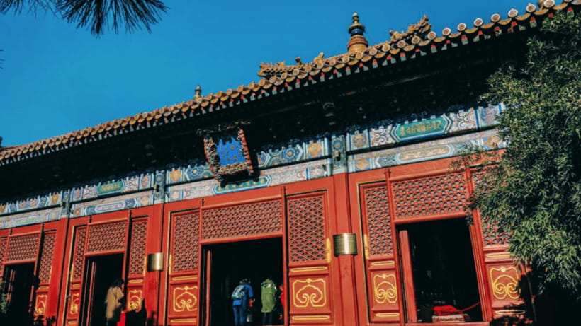Beijing: Lama Temple (Yonghe Temple) Admission Ticket - Timing, crowds, and entry rules
