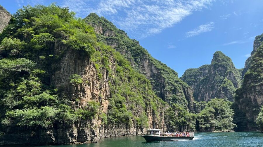 Beijing: Longqing Gorge w/Great Wall or Guyaju Private Tour - Practical details that affect your day