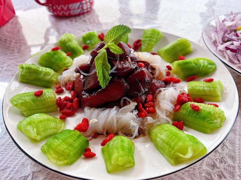 Beijing Market Tour with 10-course Family Feast - Who should book this Beijing food experience?