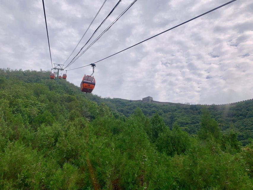 Beijing:Mutianyu/Badaling Great Wall Tour with VIP Fast Pass - Transport, comfort, and small practical advantages