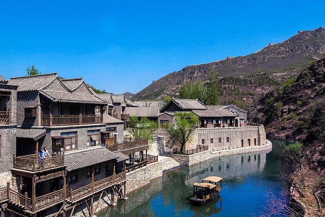 Beijing Mutianyu Great Wall Tour with Night View of Simatai and Gubei Water Town - Choosing the right departure time