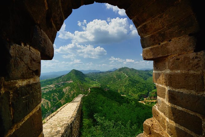 Beijing Mutianyu Great Wall Tour with Night View of Simatai and Gubei Water Town - Walking, weather, and comfort