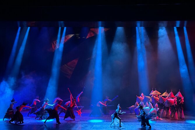 Beijing Night Golden Mask Dynasty Show Ticket with Guide and Pickup - The eight chapters on stage