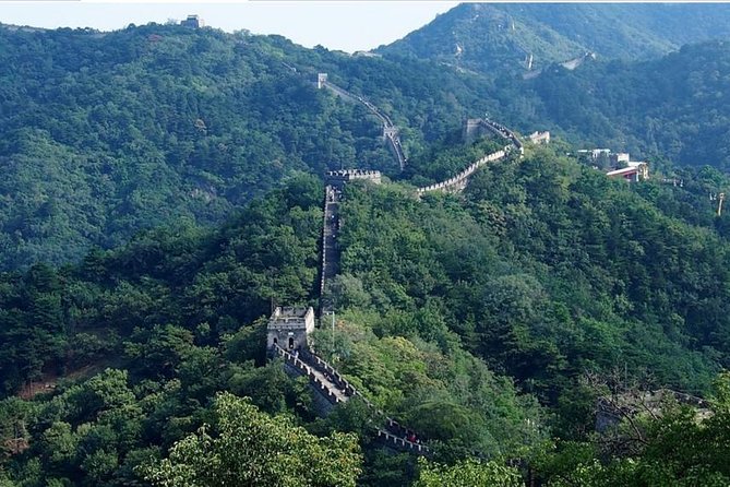 Beijing Private Day Tour: Mutianyu Great Wall and Changling Tomb - An early start from central Beijing