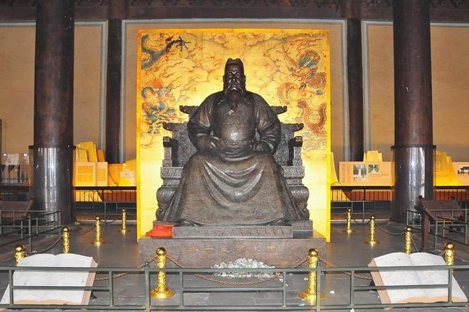 Beijing Private Day Tour: Mutianyu Great Wall and Changling Tomb - Practical details that can save your morning
