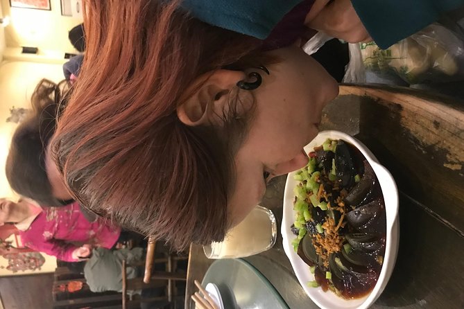 Beijing Private Hutong Food Walking Tour - The market, shops, and small restaurants