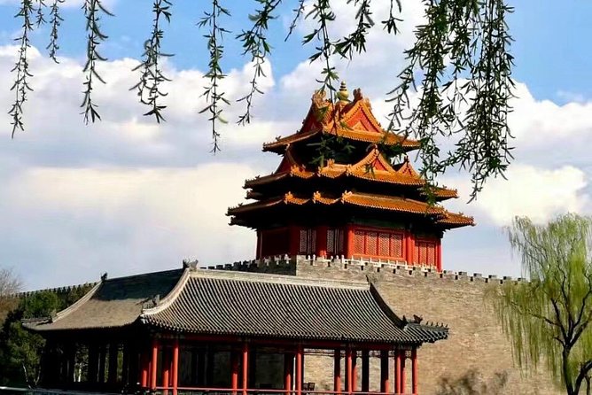 Beijing Private Layover Tour to Mutianyu Great Wall and Forbidden City - What the private vehicle adds to a tight schedule