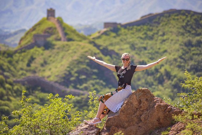 Beijing Private Layover Transfer Service: Mutianyu Great Wall - Meeting Your Driver and Settling Into the Transfer