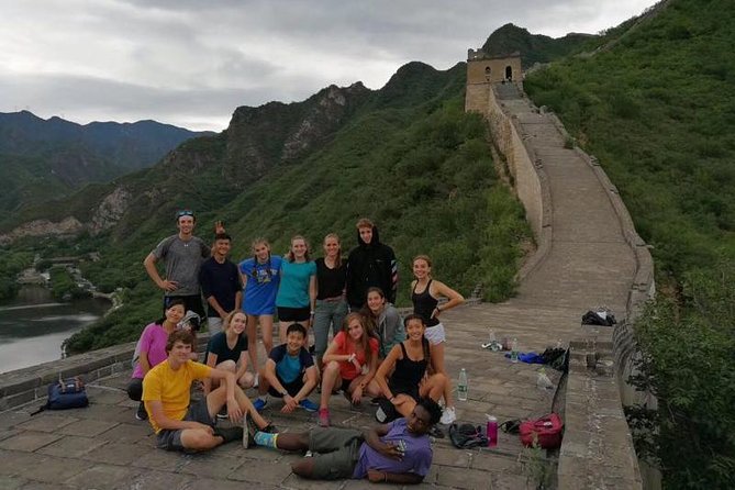 Beijing Private Tour:Mutianyu/Badaling Great Wall and Panda House - Lunch with room for local choices