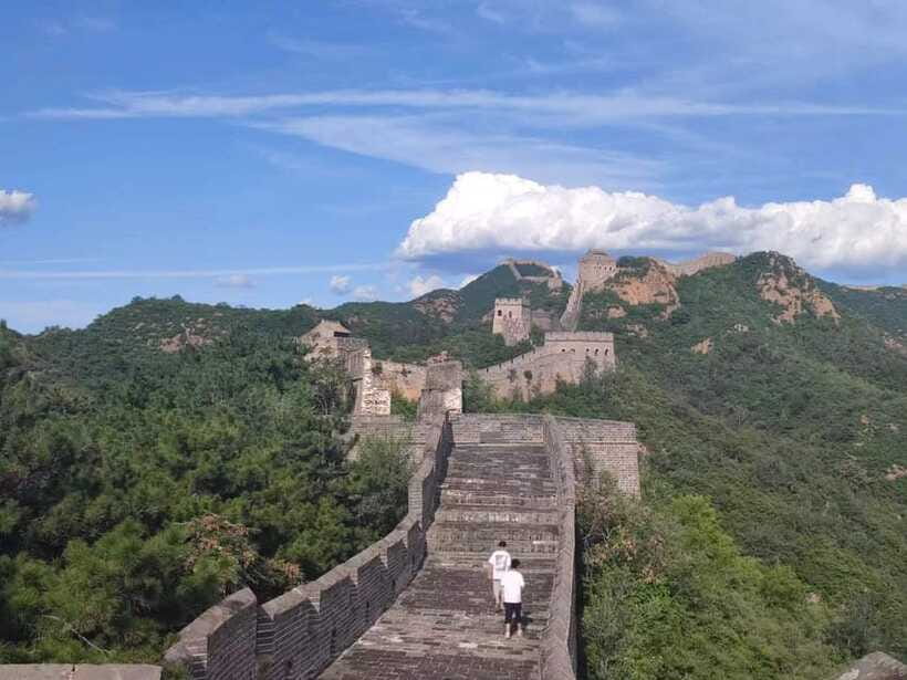 Beijing: Private Tour to Jinshanling Great Wall with Option - Lunch planning for a nine-hour day