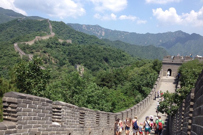 Beijing Private Transfer to Jinshanling or Simatai Great Wall - Timing, overtime, and holiday traffic
