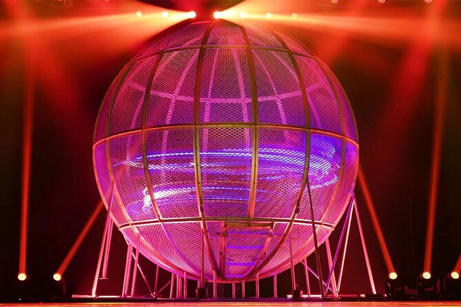 Beijing Red Theatre Acrobatic Show Tickets Official - Why this one-hour show fits a Beijing evening