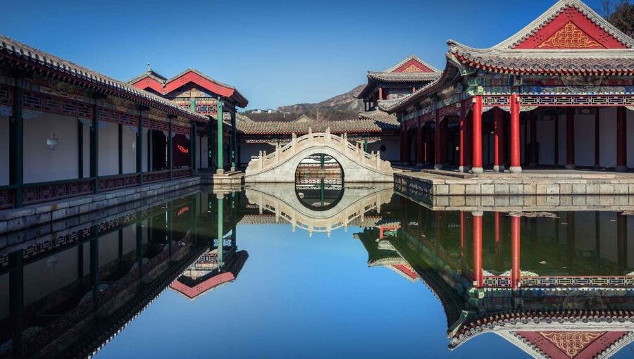 Beijing: Simatai Great Wall & Gubei Water Town Private Tour - The two-hour ride from Beijing
