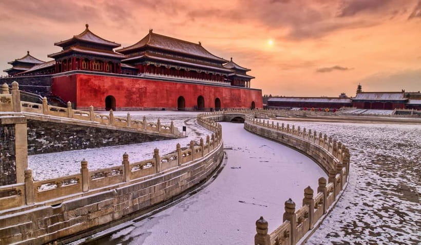 Beijing: T-Square & Forbidden City Group or Private Tour - What the guides add to the experience