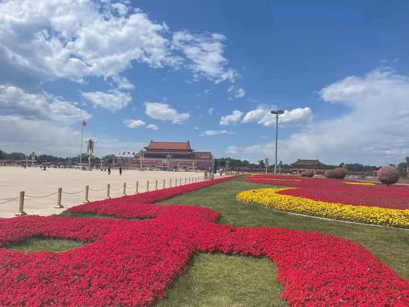 Beijing: The Forbidden City or Tiananmen Square Entry Ticket - Guided visit or self-guided visit?