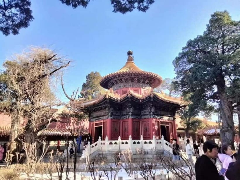 Beijing:Tiananmen&Forbidden City&summer palace etc(optional) - Your guide can make or break the pace
