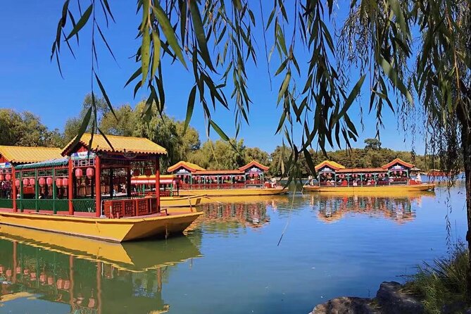 Beijing to Cheng De See Old Summer Resort By Bullet Train - Lunch and the pace of the day