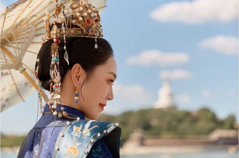 Beijing: Traditional Chinese Costume Makeover & Photo Shoot - Why the English-Speaking Guide Makes a Difference