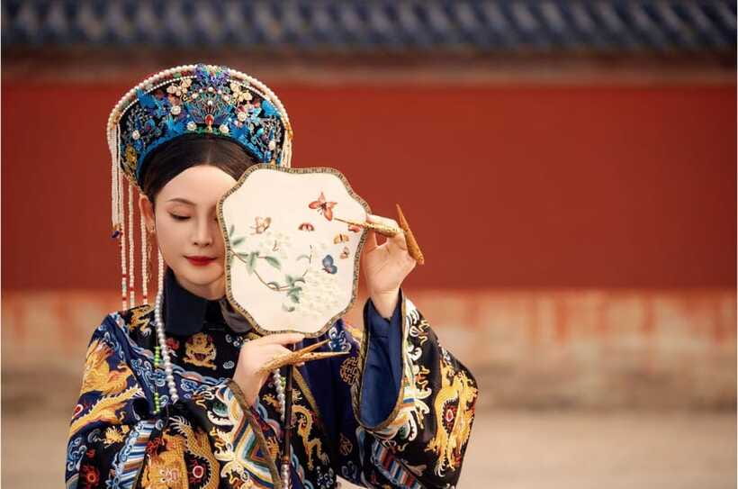 Beijing: Traditional Chinese Costume Makeover & Photo Shoot - Choosing a Hanfu Look That Feels Right