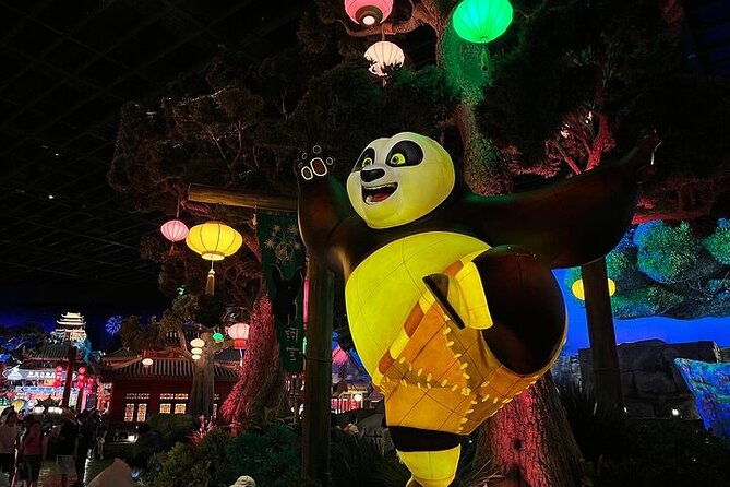 Beijing Universal Studios One Day Pass - Food, shops, and the evening finish