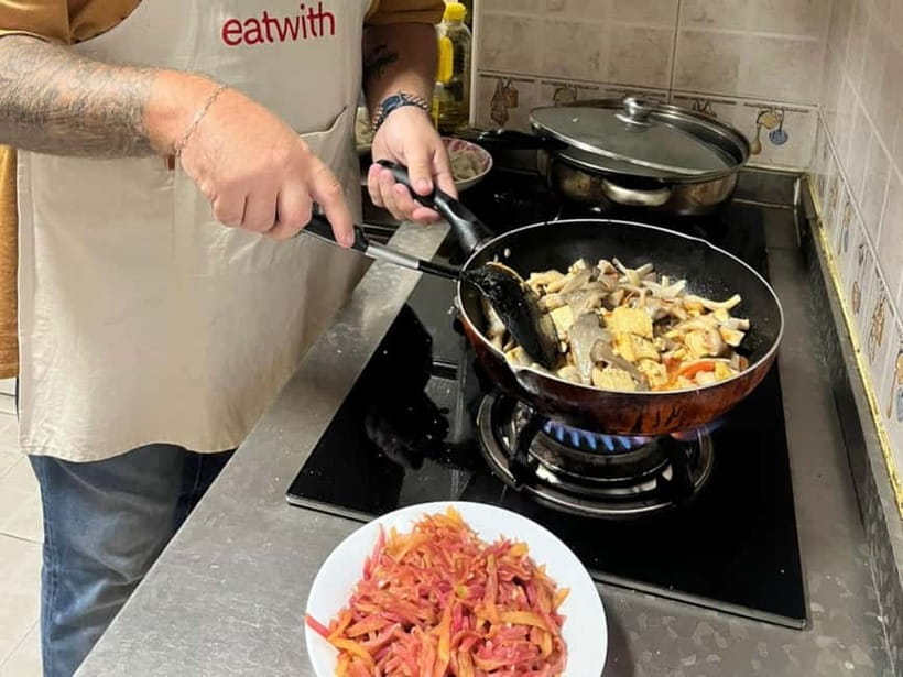 Beijing: Vegan Home Cooking & Local Market Tour with Sanxia - The shared meal is the real payoff