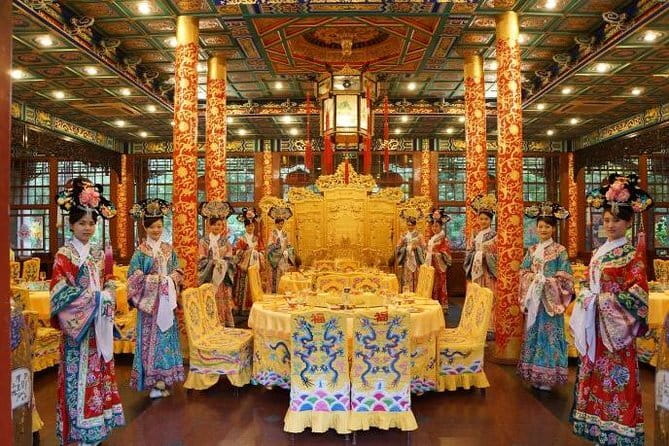 Beijing Walking Tour of Forbidden City - Group size, walking effort, and accessibility