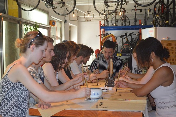 Beijing Wangfujing Calligraphy Class by Forbidden City - Tea, air-conditioning, and the bookstore setting