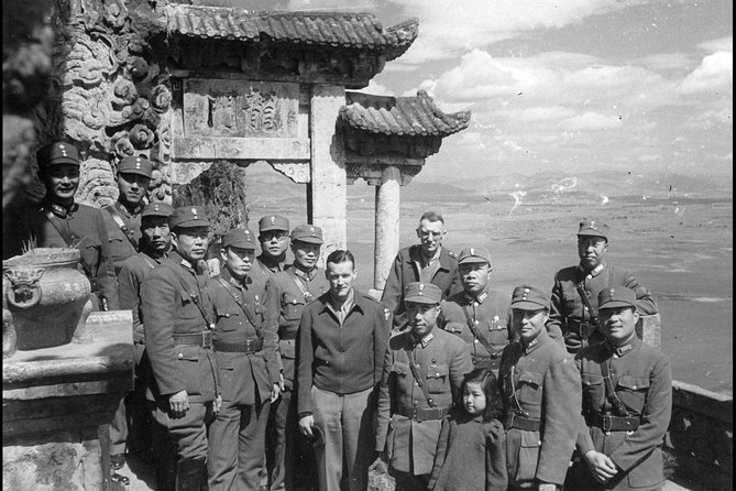 Best of Chongqing One Day Tour: Stilwell Museum, Arhat Temple, Eling Park, Panda - Why this route works in a huge city
