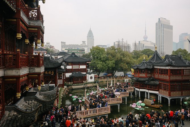 Best of Shanghai Day Tour, including Jade Buddha Temple & Bund & Yuyuan Garden - People’s Square: a brief look at city life