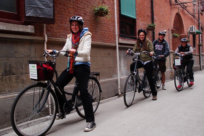 Biking Real Shanghai& Enjoy Local Food - Why a bicycle works so well in Shanghai
