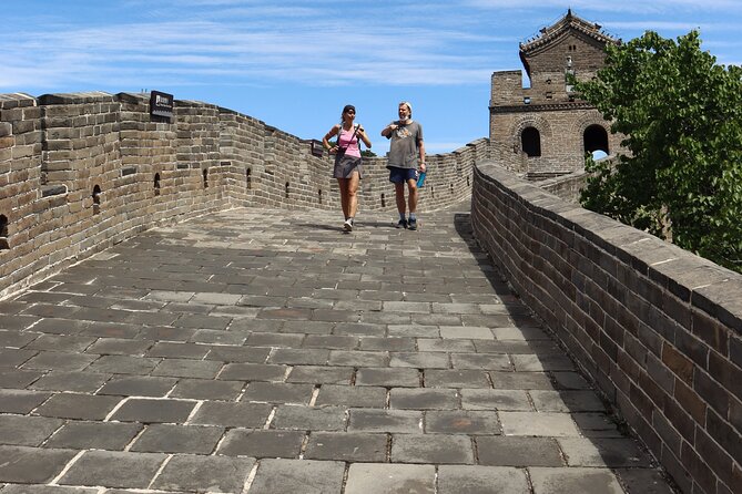 BusDa-Ancient Great Wall &Badaling Great Wall Full-day Bus Tour - Stop two: restored Badaling for 2 hours