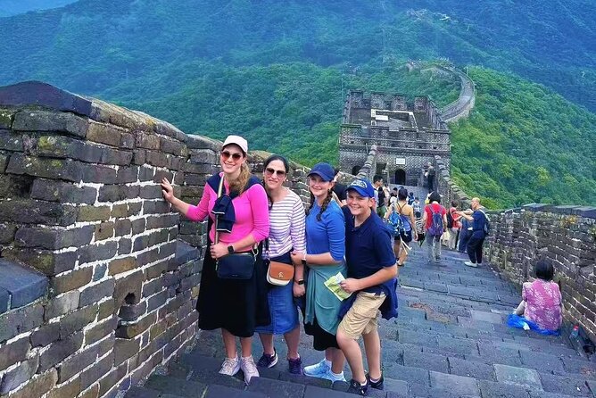 Busda-Mutianyu Great Wall&Dingling Tomb Full-Day Bus/Private Tour - Nine hours, with travel time built in