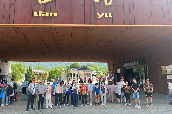 BusDa-Mutianyu Great Wall & Summer Palace Full-Day Group Tour - Why Mutianyu is the right morning stop