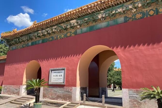 BusDa- Private Tour: Mutianyu Great Wall &Ming Tombs(Chang Ling) - Guides, privacy, and the pace of the day