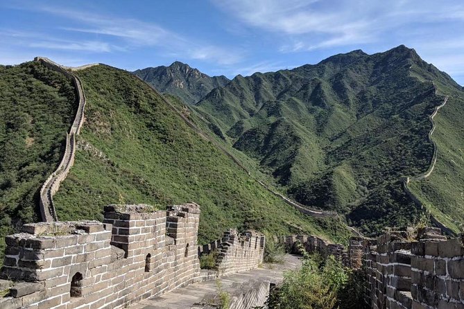 Capital Airport Layover to Mutianyu Great Wall with English Speaking Driver - Meeting your driver at Capital Airport
