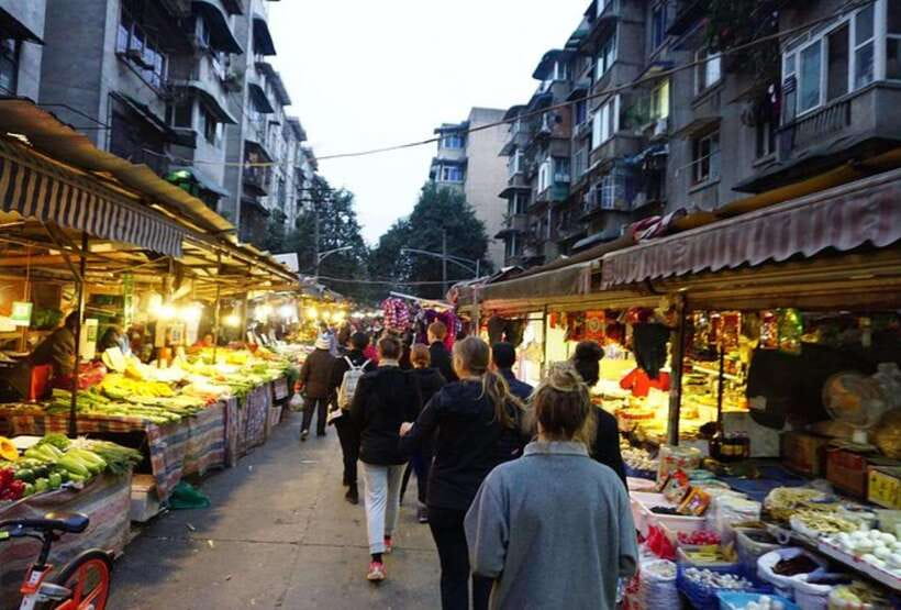 Chengdu: Cooking Class with Fresh Market Half Day Experience - Vegetarian, vegan, and family considerations